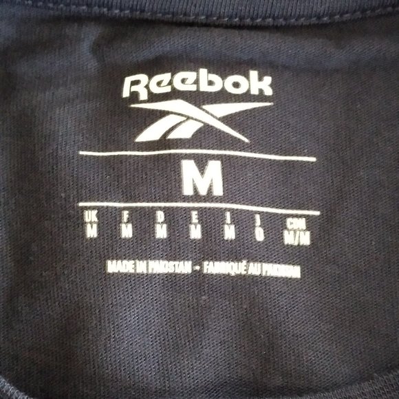 🆕Reebok Men's Standard Training E. Graphic T-Shirt,Vector Navy/Small White Logo - Picture 11 of 14